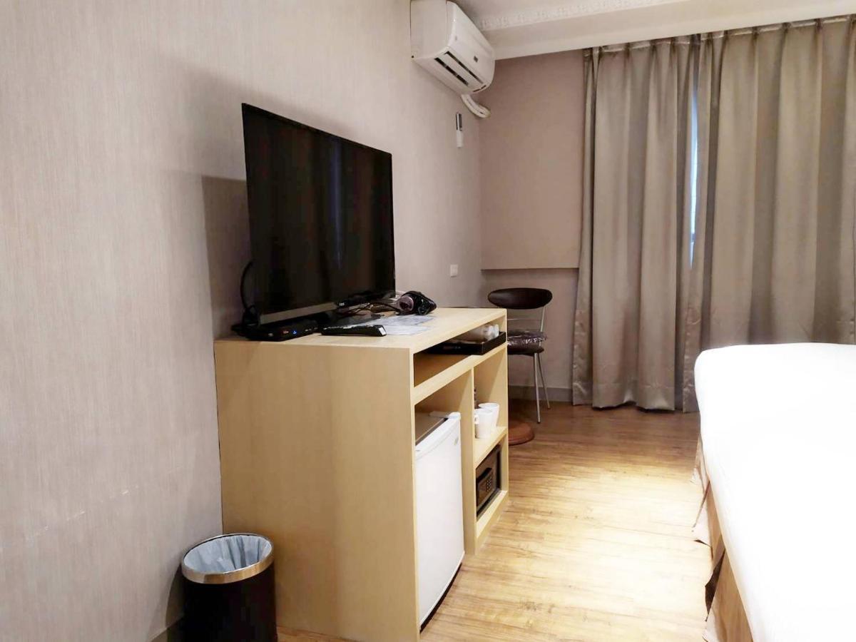 Simple Life Kaohsiung Hotel Exterior foto