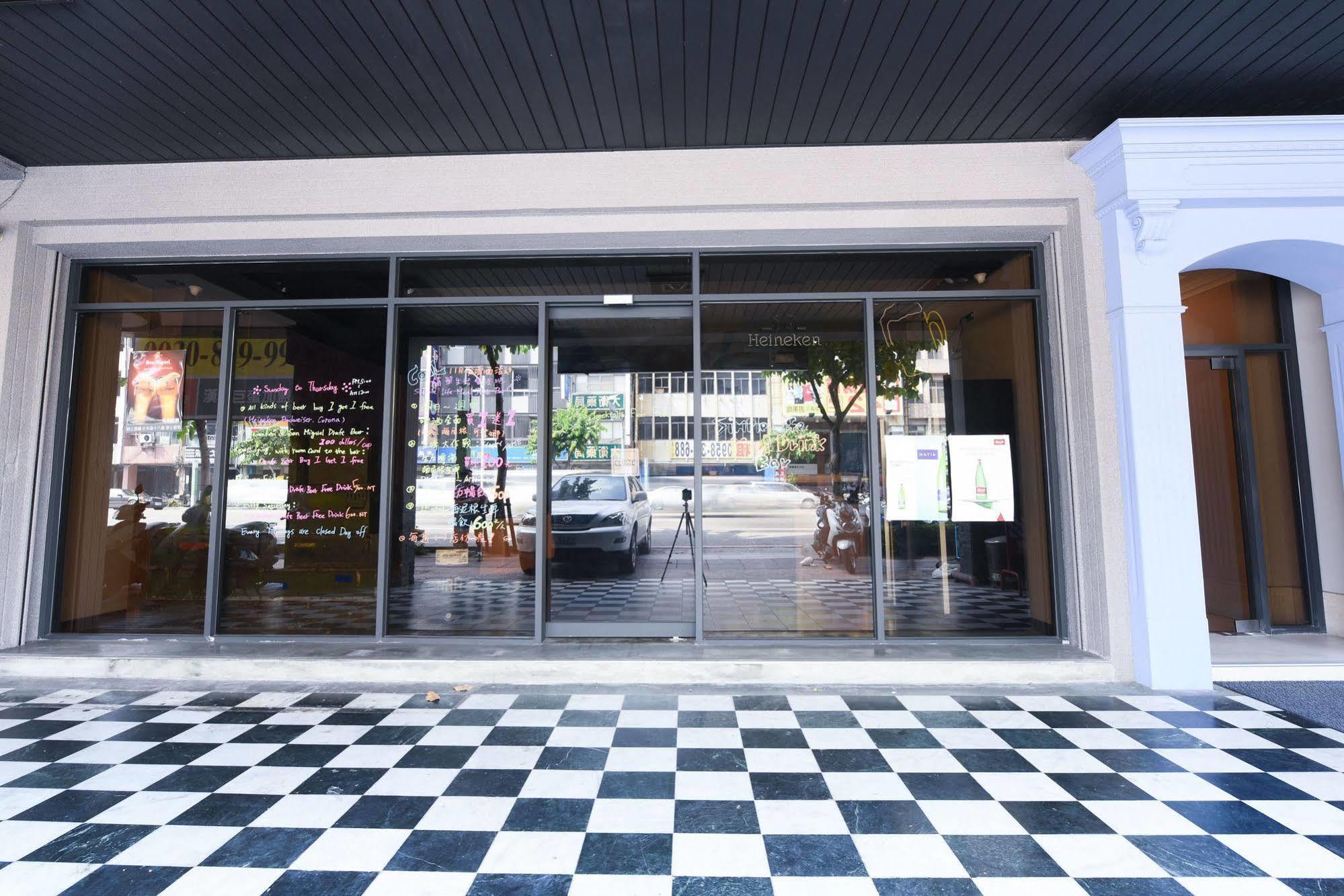 Simple Life Kaohsiung Hotel Exterior foto